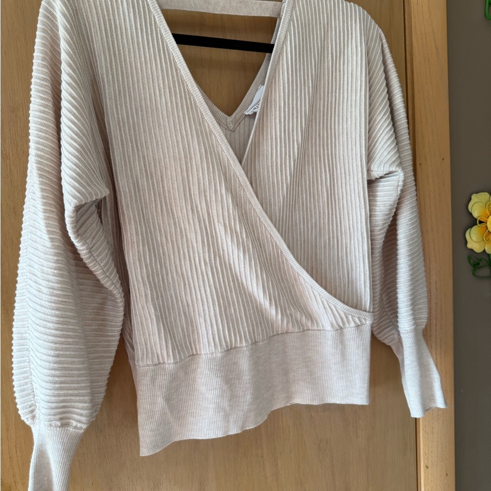 V-Neck Ribbed Sweater - Cream